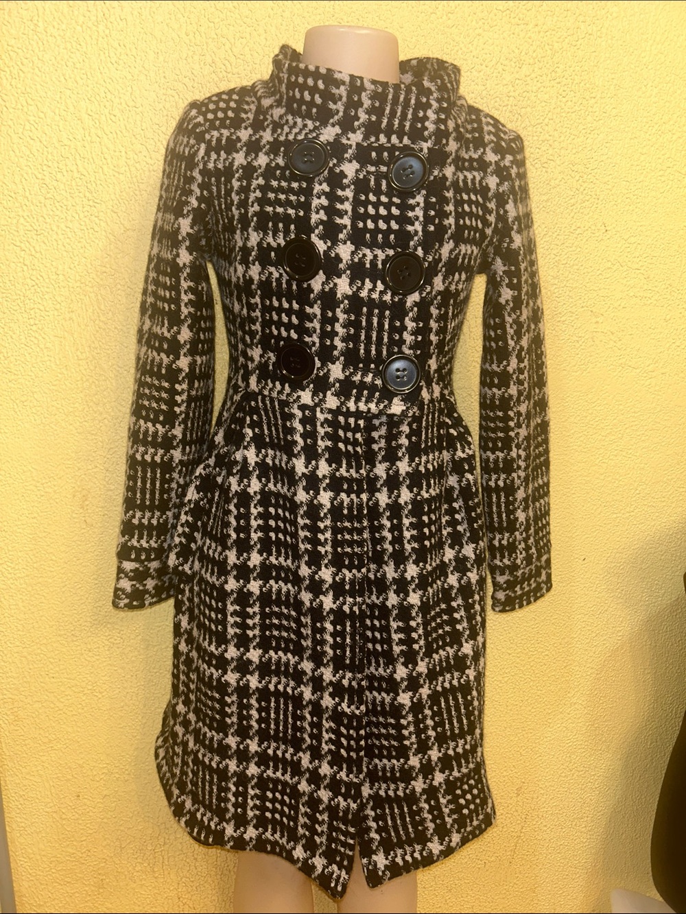 Black & White Houndstooth Double-Breasted Women's Coat